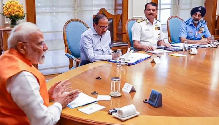 ପ୍ରଧାନମନ୍ତ୍ରୀ ମୋଦିଙ୍କୁ ଭେଟିଲେ ବାୟୁସେନା ମୁଖ୍ୟ