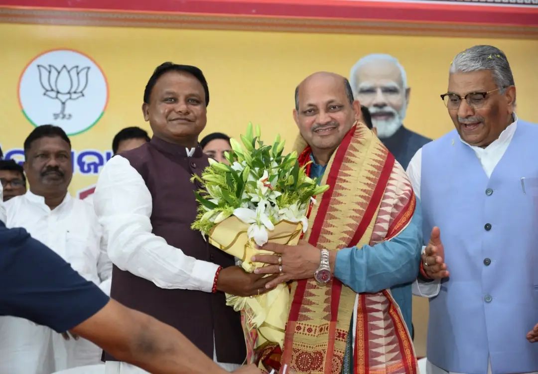 ଏହି ବିଧାୟକ ମାନଙ୍କୁ ମିଳିବ ଖାଲିଥିବା ୬ ମନ୍ତ୍ରୀ ପଦ, ମନମୋହନ କଲେ ଖୁଲାସା