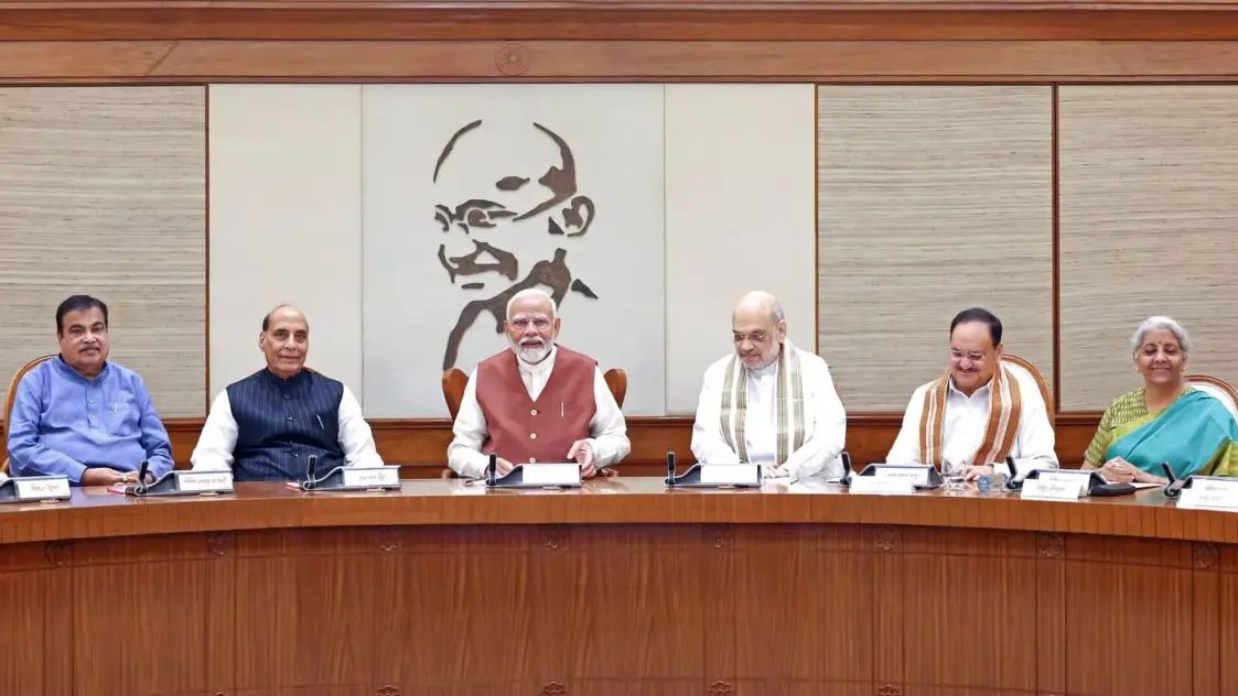 NDA ସଂସଦୀୟ ଦଳ ବୈଠକରେ ଅପରେଶନ ସିନ୍ଦୂରକୁ ନେଇ ମୋଦିଙ୍କୁ କରାଗଲା ସମ୍ମାନୀତ, ପହଲଗାମ ମୃତକଙ୍କୁ ଦେଲେ ଶ୍ରଦ୍ଧାଞ୍ଜଳି