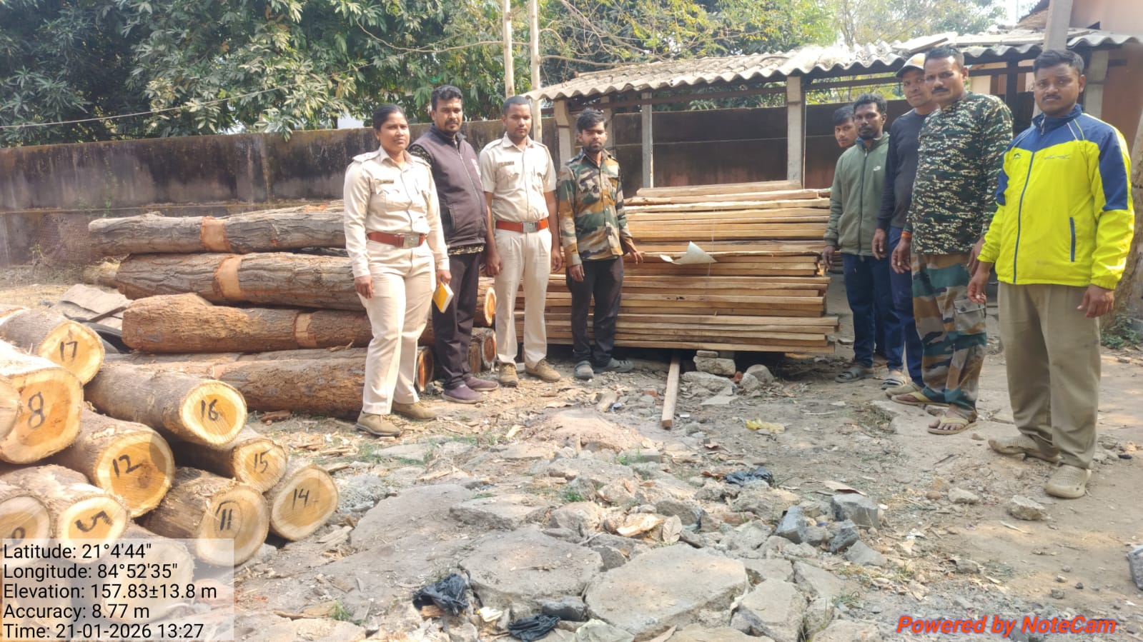 ଚଢ଼ାଉ ବେଳେ ୮୦.୦୭ ସିଏଫଟି କାଠ ଜବତ