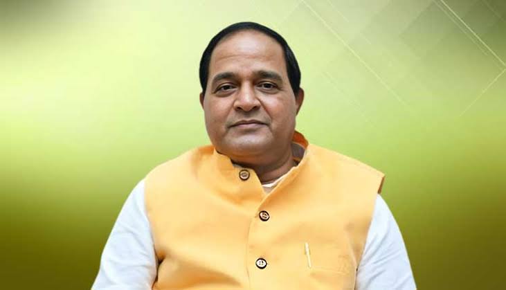 ଯୋଗାଣ ମନ୍ତ୍ରୀଙ୍କ ସରକାରୀ ବାସଭବନରେ ସହାୟକଙ୍କ ମୃତ୍ୟୁ