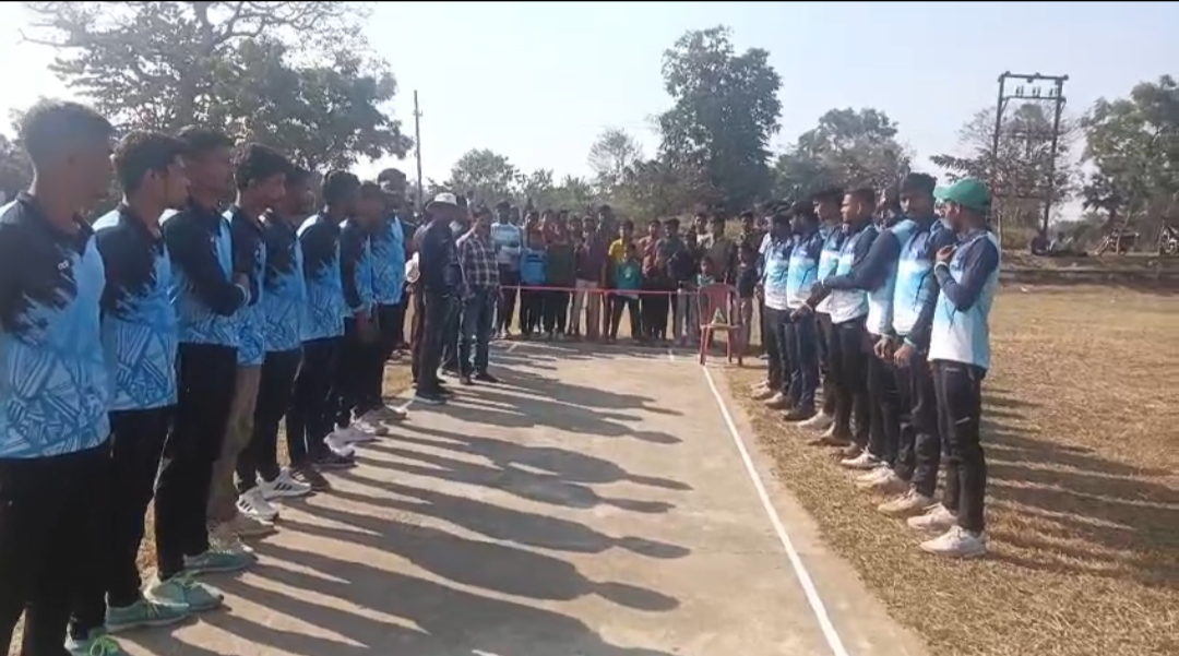 ଢେଙ୍କାନାଳ ଜିଲ୍ଲା – ହିନ୍ଦୋଳ ବ୍ଲକ ଚିତ୍ତଲପୁରରେ ରୁନା ମେମୋରିୟଲ କ୍ରିକେଟ ଟୁର୍ଣ୍ଣାମେଣ୍ଟର ଉଦଘାଟନ