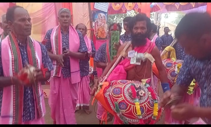 ଏକାଦଶୀ ଉଦ୍ୟାପନ ଉପଲକ୍ଷେ ଜମକିଲା ଅଷ୍ଟ ପ୍ରହର ନାମଯଜ୍ଞ
