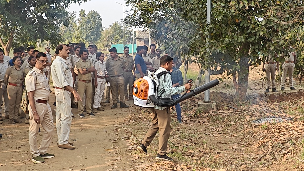 ବନଖଣ୍ଡ ସ୍ତରୀୟ ବନାଗ୍ନୀ ନିୟନ୍ତ୍ରଣ ପ୍ରଶିକ୍ଷଣ ଶିବିର ଅନୁଷ୍ଠିତ