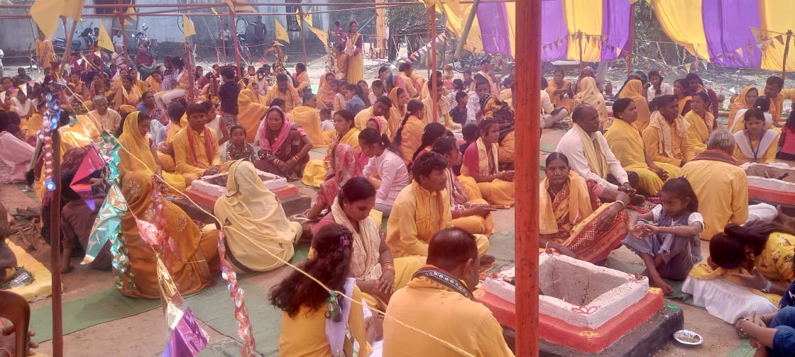 ତିନିଦିନ ଧରି ପାଳିତ ହେଉଥିବା ନବକୁଣ୍ଡିୟ ଗାୟତ୍ରୀ ମହାଯଜ୍ଞର ପୂର୍ଣ୍ଣାହୂତି ସଂପୂର୍ଣ୍ଣ