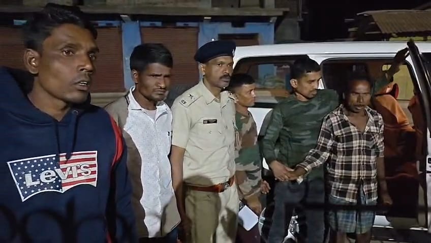 ବେଲଘର ରେଞ୍ଜ ହାତୀ ମୃତ୍ୟୁ ଘଟଣା ରେ : ୩ ଶିକାରୀ ଗିରଫ : ବର୍ତ୍ତମାନ ସୁଦ୍ଧା ଡେପୁଟି ରେଞ୍ଜର ଫେରାର