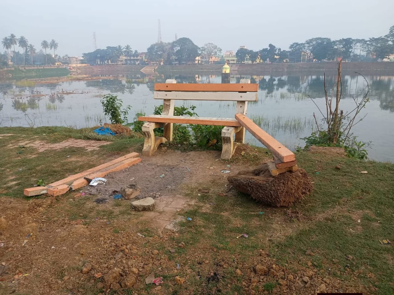 ପୌରାଞ୍ଚଳ ୱାର୍ଡ ନଂ୧୩ ର ରାସ୍ତା ଗୁଡିକର ଅବସ୍ଥା ଦୟନୀୟ ଅବସ୍ଥା, ଜିଲ୍ଲାପାଳଙ୍କୁ ଦାବିପତ୍ର, ପୋଲ ତିଆରି ହେବ, କିଏ କରିବ ଠିକାଦାରୀ ?
