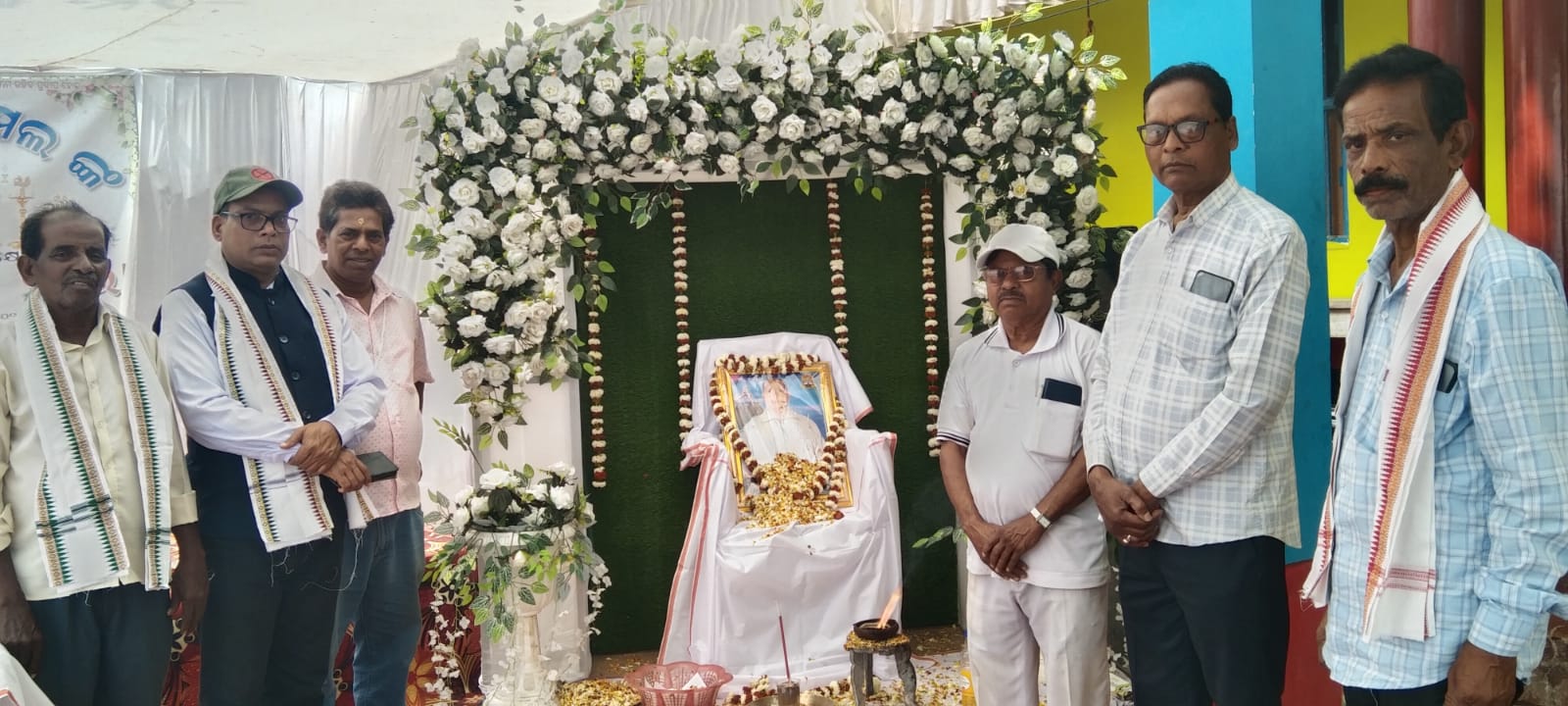 ସ୍କୁତିଚାରଣ ସଭା ଓ ସମ୍ବର୍ଧନା କାର୍ଯ୍ୟକ୍ରମ ଅନୁଷ୍ଠିତ
