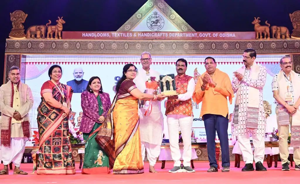 ୨୦ତମ ତୋଷାଳି ସ୍ଵଦେଶୀ ମେଳାକୁ ଉଦଘାଟନ କଲେ ଉପ-ମୁଖ୍ୟମନ୍ତ୍ରୀ