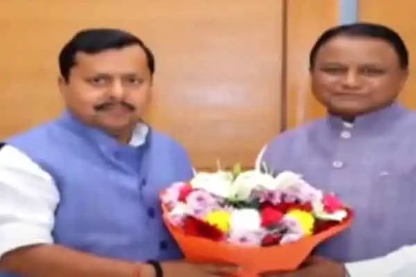 ନୀତିନ ନବୀନଙ୍କୁ ଭେଟିଲେ ମୁଖ୍ୟମନ୍ତ୍ରୀ