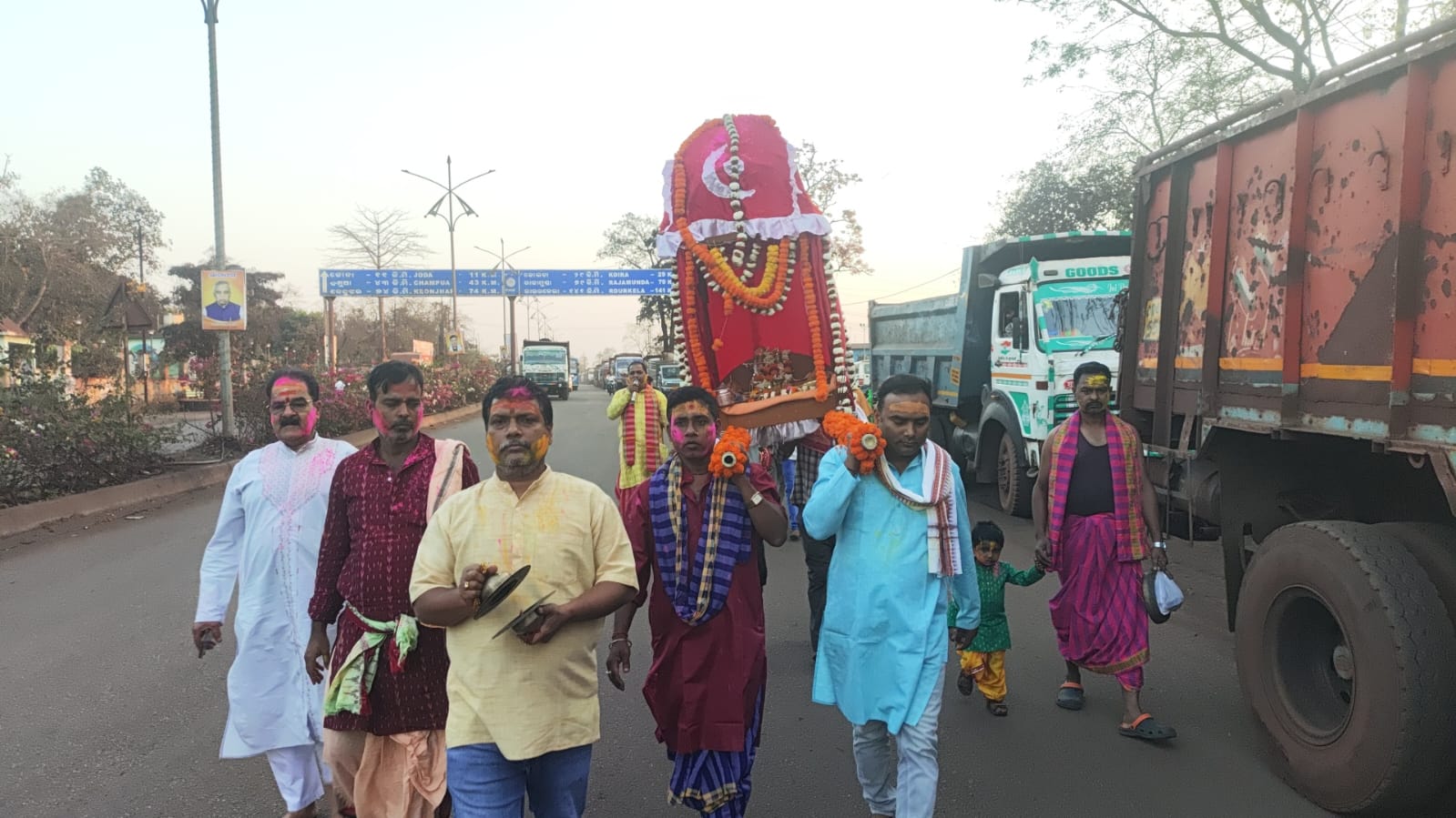 ଦୋଳପୂର୍ଣ୍ଣିମା ଅବସରରେ ରାଧାଗୋବିନ୍ଦ ବିମାନରେ ନଗର କୀର୍ତ୍ତନରେ ବାହାରିଲେ