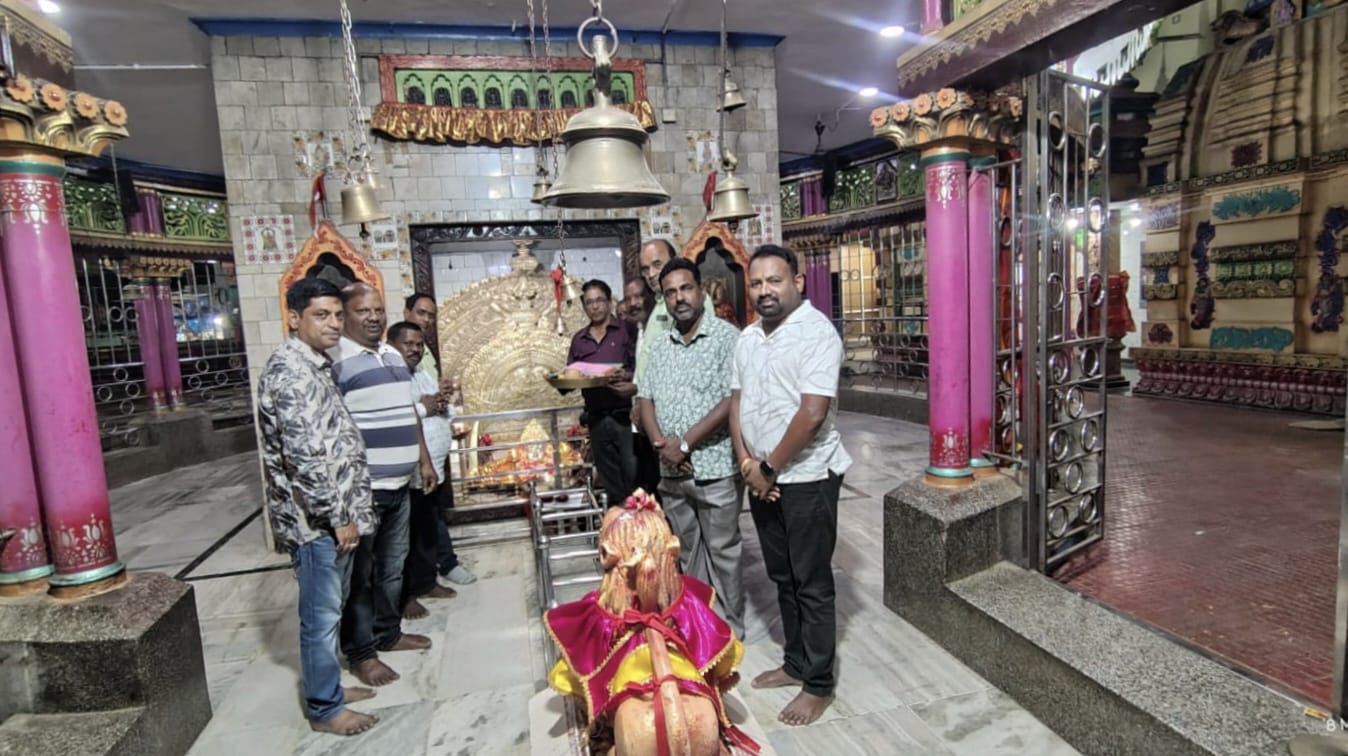 ୩୭ ତମ ବାର୍ଷିକ ତେରଶମ୍ଭୁ ମିଳନ କାର୍ଯ୍ୟ ଅନୁକୂଳ ପାଇଁ ମନ୍ଦିରରେ ପୂଜାର୍ଚ୍ଚନା