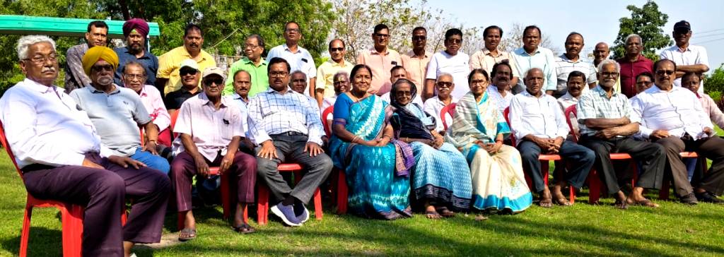 ସ୍କଟଲାଣ୍ଡପୁର ଠାରେ ଅବସରପ୍ରାପ୍ତ କର୍ମଚାରୀ ସଂଘର ବୈଠକ ଅନୁଷ୍ଠିତ