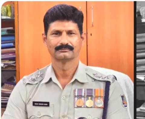 ଓଡିଶାର ସର୍ବଶ୍ରେଷ୍ଠ IIC ଭାବେ ବିଜୟ କିଶୋର ଦାଶଙ୍କୁ “ବି.ବି. ମିଶ୍ର ଟ୍ରଫି”