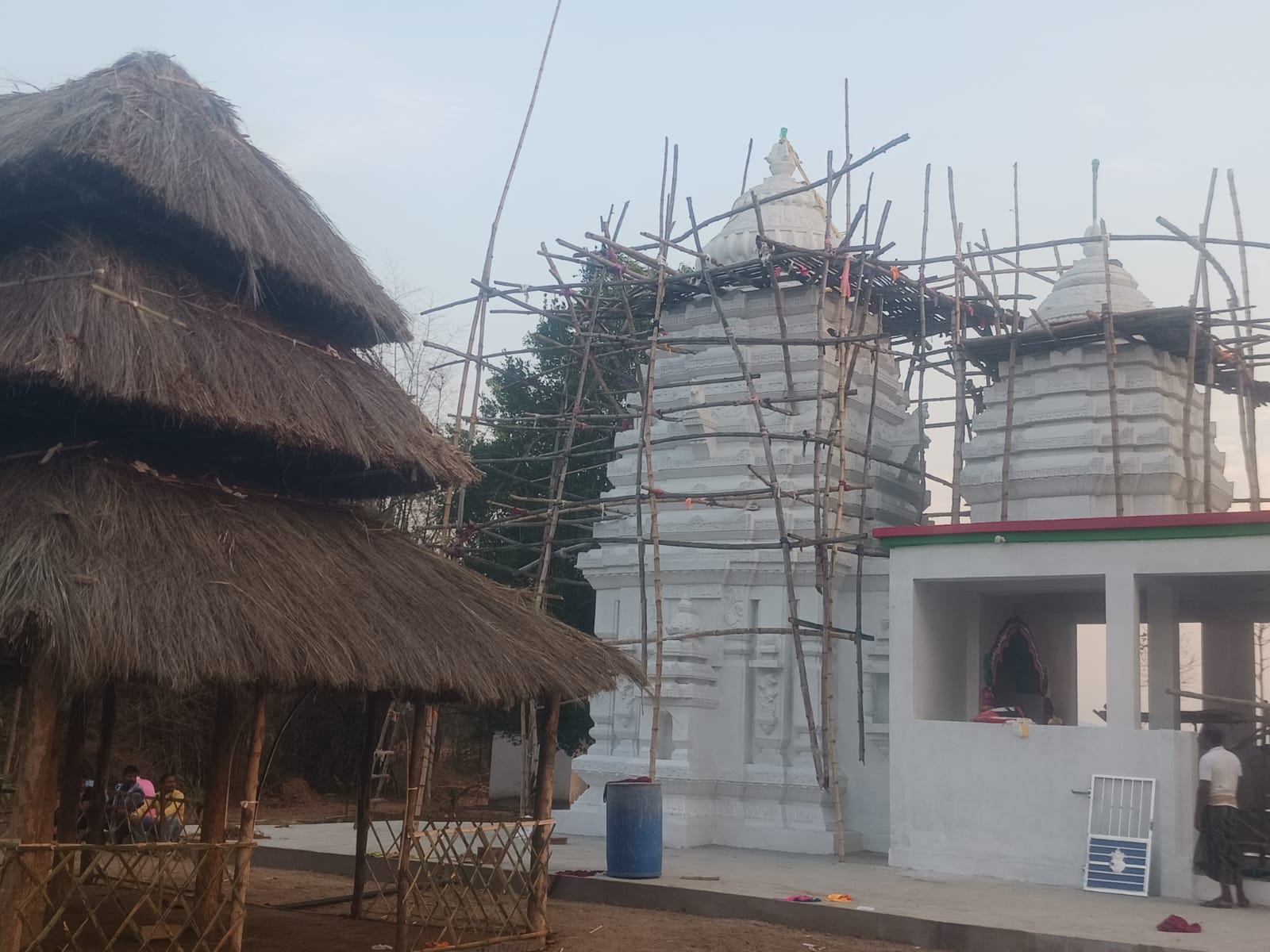 ଢେଙ୍କାନାଳ ଜିଲ୍ଲା ହିନ୍ଦୋଳ ବ୍ଲକ ଗଡ଼ ଦୁଦୁରକୋଟରେ ମା ବାଉତି ମନ୍ଦିର ନୂତନ ମନ୍ଦିର ପ୍ରତିଷ୍ଠା ହୋଇ ଯାଇଛି