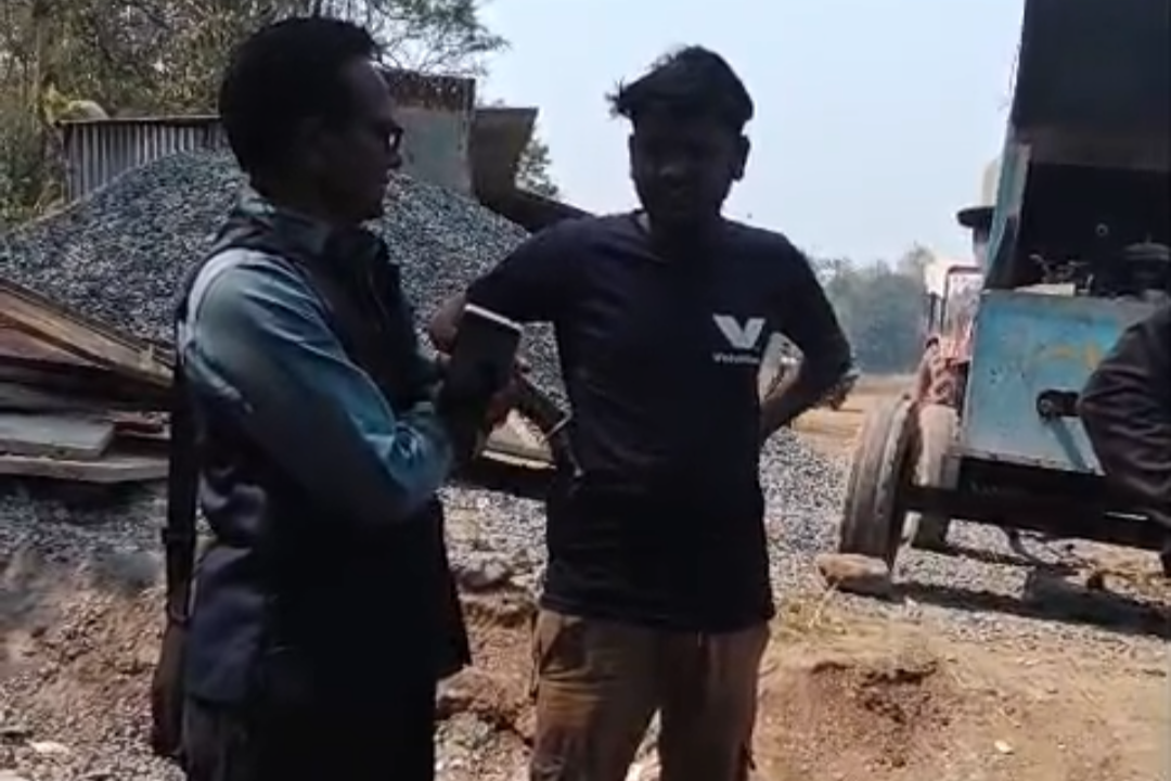ଲୁଦ୍ଧି ନାଲାରେ ବିନା ସୁଚନା ଫଳକରେ ଲକ୍ଷ ଲକ୍ଷ ଟଙ୍କାର ଦୁଇଟି ଚେକ ଡେମ କାର୍ଯ୍ୟ ନିମ୍ନ ମାନର କାର୍ଯ୍ୟ କୁନେଇ ଅଭିଯୋଗ