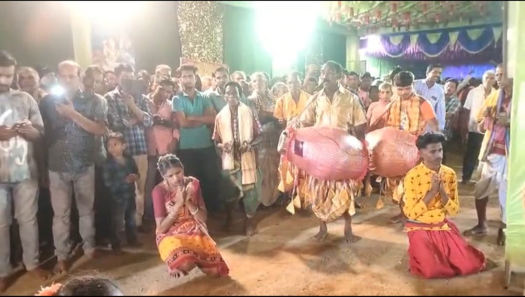 କଇଁଛପଦା ଗ୍ରାମରେ ମହା ଆଡମ୍ବରରେ ଅଷ୍ଟପ୍ରହର ନାମ ଯଜ୍ଞ ଅନୁଷ୍ଠିତ