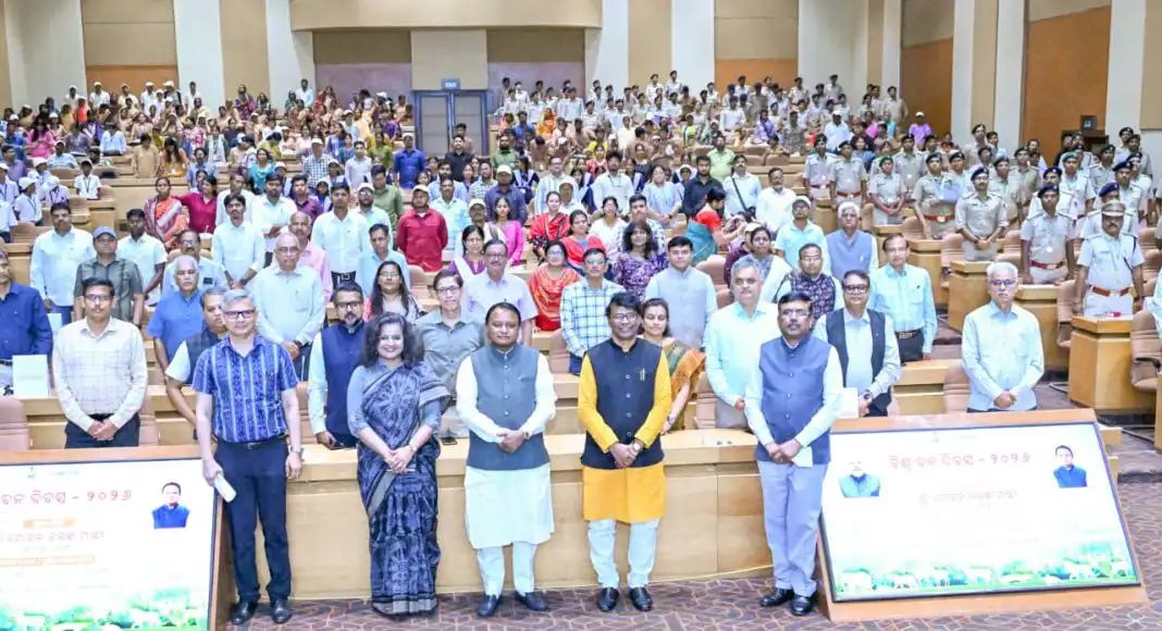 ମନୁଷ୍ୟକୃତ ଜଙ୍ଗଲ ନିଆଁ କ୍ଷେତ୍ରରେ ଦୃଢ କାର୍ଯ୍ୟାନୁଷ୍ଠାନ ପାଇଁ ମୁଖ୍ୟମନ୍ତ୍ରୀଙ୍କ ନିର୍ଦ୍ଦେଶ