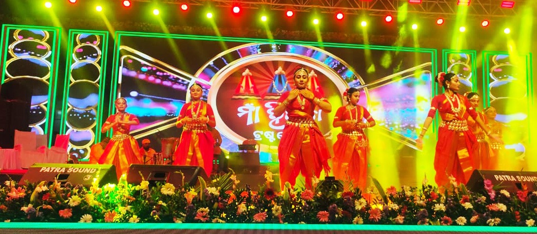 ଓଡ଼ିଶାର କଳା, ସଂସ୍କୃତିରେ ହିଙ୍ଗୁଳା ଲୋକ ମହୋତ୍ସବ ଏକ ମହତ୍ୱପୂର୍ଣ୍ଣ ଭୂମିକା ଗ୍ରହଣ କରିଛି