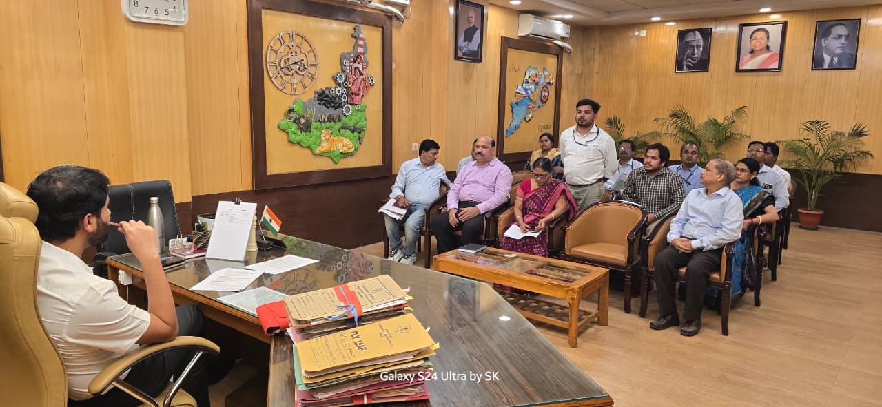 ଜିଲ୍ଲା ସଙ୍କଟ ପରିଚାଳନା ଗୋଷ୍ଠୀର ବୈଠକ ଅନୁଷ୍ଠିତ