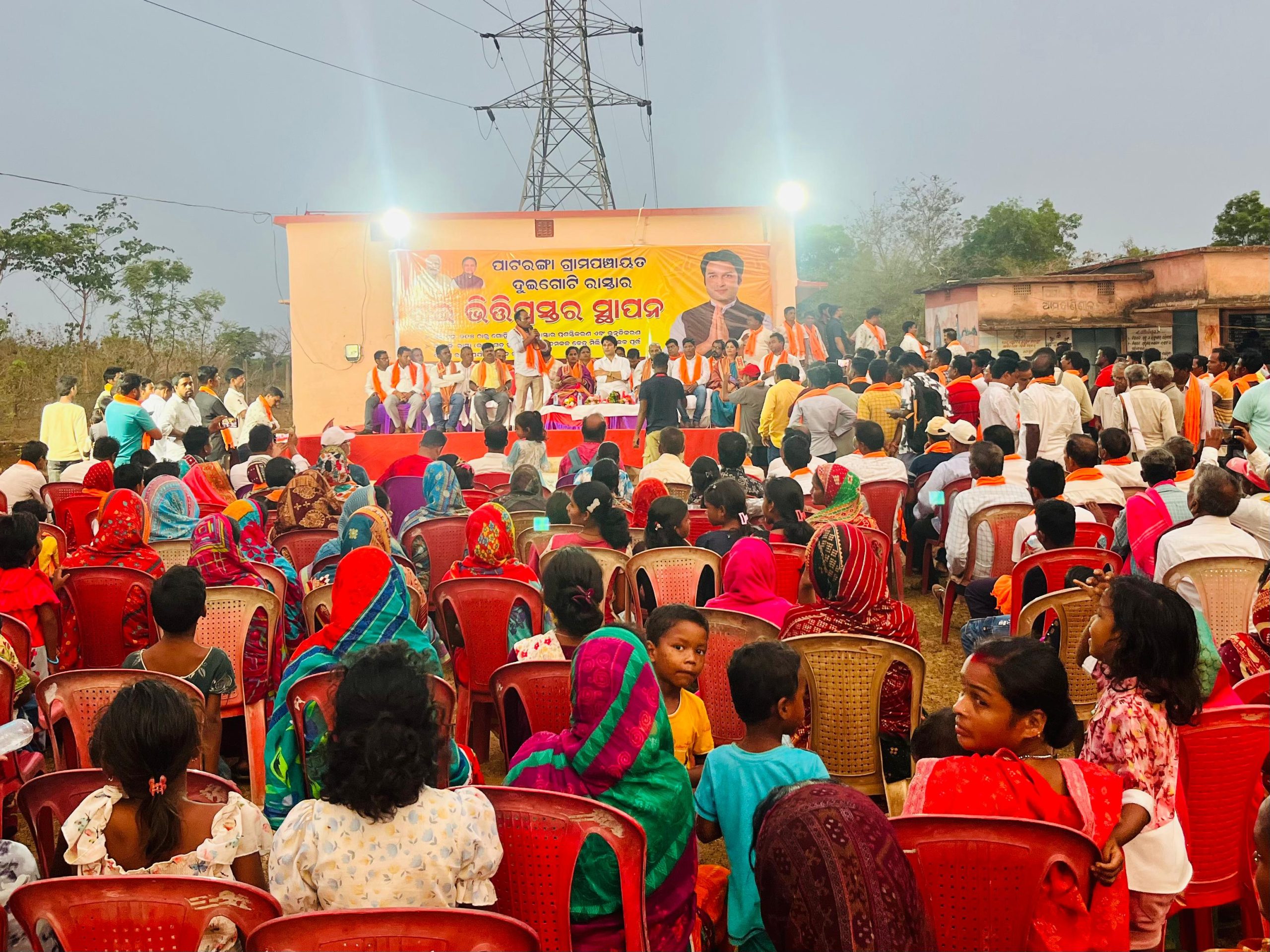 କୋରେଇ ବିଧାୟକ ଆକାଶଙ୍କ ଦ୍ୱାରା ୨ ଗୋଟି ରାସ୍ତାର ଶିଳାନ୍ୟାସ