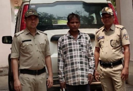 ତିନୋଟି ପୁରୁଣା ଚୋରି କେଶରେ ଫେରାର ଥିବା ଆସାମୀ ଗିରଫ