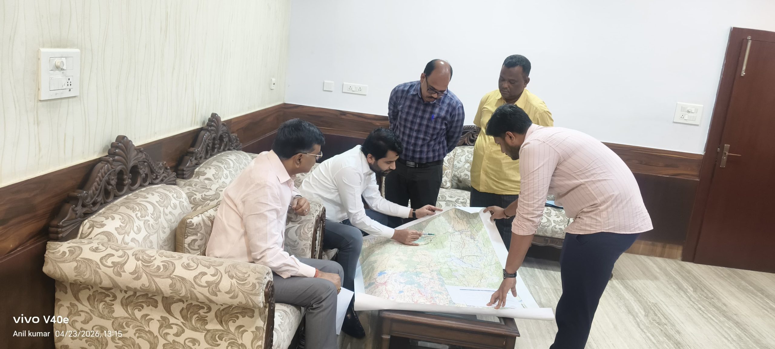 ପୂର୍ତ୍ତ ବିଭାଗର ପ୍ରମୁଖ ଶାସନ ସଚିବଙ୍କ ଅନୁଗୋଳ ଗସ୍ତ ଓ ଛେଣ୍ଡିପଦା ଅଞ୍ଚଳରେ କୋଇଲା ପରିବହନ ଭିତ୍ତିଭୂମିର ସମୀକ୍ଷା