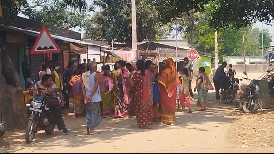ବୃଦ୍ଧିପାଉଛି ଦେଶୀମଦ ଚୋରା କାରବାର, ତାତିଲେଣି ମହିଳା ଗ୍ରାମବାସୀ।