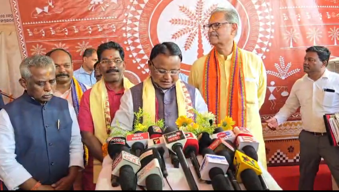 ଆଜି ମୁଖ୍ୟମନ୍ତ୍ରୀଙ୍କ ଦିନିକିଆ କେନ୍ଦୁଝରରେ ଆସି ଗ୍ରୀଡ୍ ସବଷ୍ଟେସନ ପାଇଁ ଭିତ୍ତିପ୍ରସ୍ତର ସ୍ଥାପନ କରିଛନ୍ତି