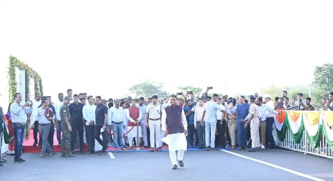 ମୁଖ୍ୟମନ୍ତ୍ରୀଙ୍କ କେନ୍ଦୁଝର ଗସ୍ତ: ଲଙ୍ଗଳକଣ୍ଟି ଠାରେ ଅଣ୍ଡରପାସ୍ ଉଦଘାଟନ କଲେ ମୁଖ୍ୟମନ୍ତ୍ରୀ