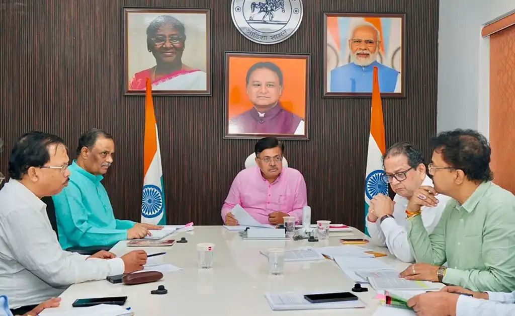 ବିଭିନ୍ନ ମନ୍ଦିର ପରିଚାଳନା ଏବଂ ‘ଦେବୋତ୍ତର ଆଇନ’ର ସମୀକ୍ଷା କଲେ ଆଇନ ମନ୍ତ୍ରୀ