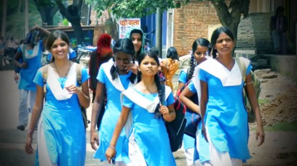 ୧୯ରୁ ୨୪ ପ୍ରବଳ ଗ୍ରୀଷ୍ମଲହରୀ: ସ୍କୁଲ ଛୁଟି ଘୋଷଣା