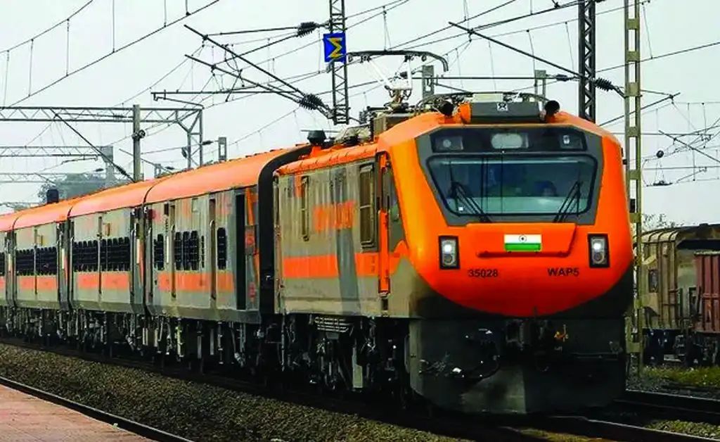 ବ୍ରହ୍ମପୁର ରେଳ ଷ୍ଟେସନର ହେବ ଆଧୁନିକୀକରଣ; ୩ଟି ନୂଆ ଲାଇନ ସହ ଦକ୍ଷିଣ ଓଡ଼ିଶାର ଆଧ୍ୟାତ୍ମିକ ଓ ସାଂସ୍କୃତିକ ଐତିହ୍ୟର ପ୍ରତିଫଳନ