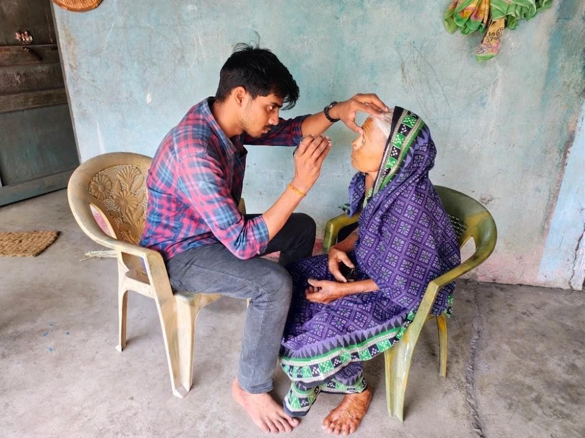 ଟାଟା ଷ୍ଟିଲ୍ ଫାଉଣ୍ଡେସନର ‘ପ୍ରୋଜେକ୍ଟ ଦୃଷ୍ଟି’ ଯୋଗୁ ଦୃଷ୍ଟିଶକ୍ତି ଫେରିପାଇଲେ ସୁଷମା