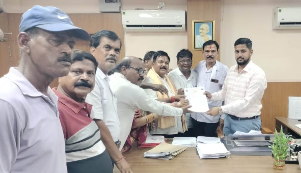ମେଡିକାଲ୍ କଲେଜ୍‌ରେ ରୋଗୀସେବା ଦାବୀ ନେଇ ଆସନ୍ତା ମେ ୮ ରେ ୧୨ ଘଂଟିଆ