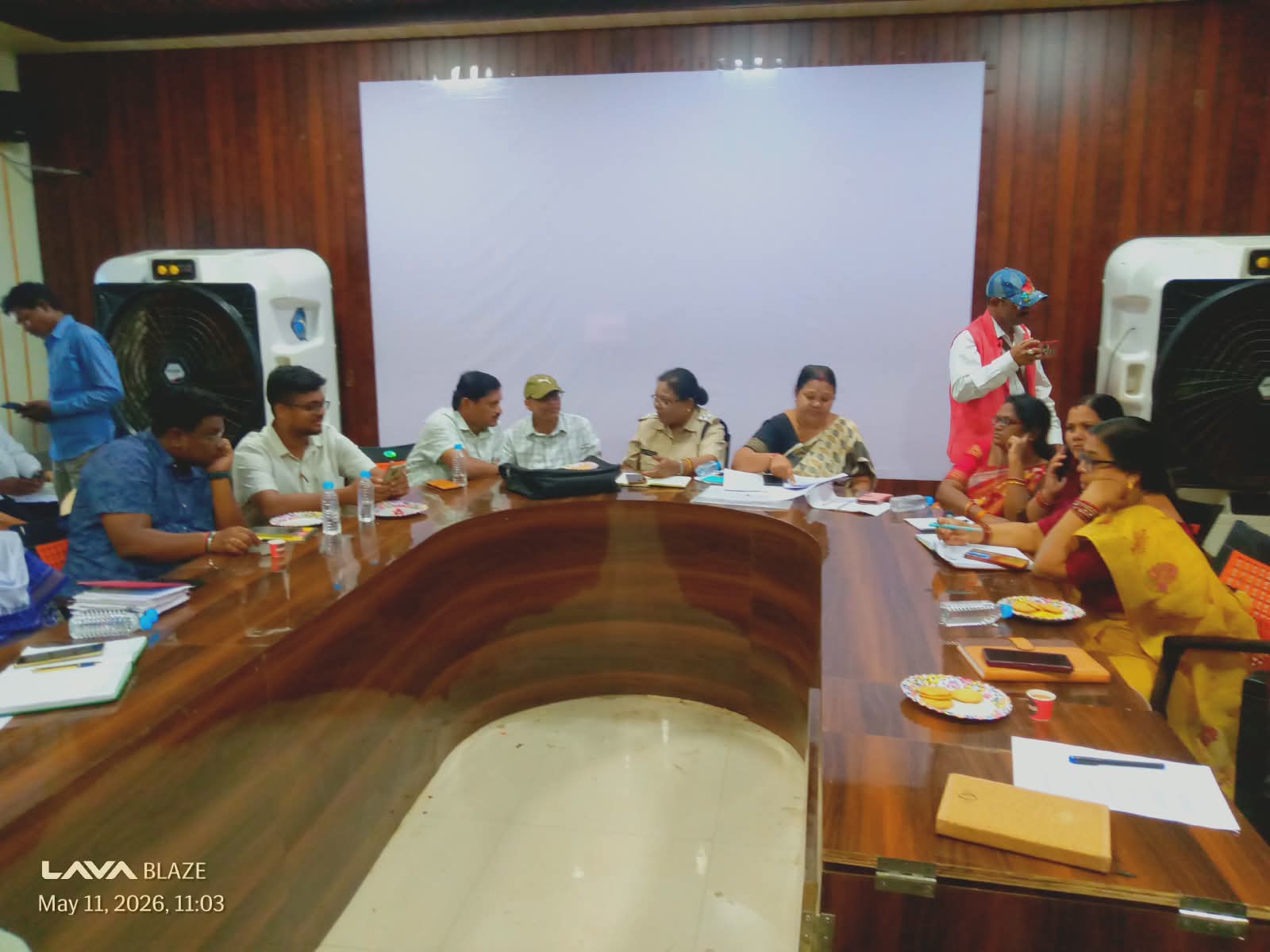 ସମ୍ବଲପୁର ଜିଲ୍ଲା, ଜମନକିରା ବ୍ଲକ  ବିଡ଼ିଓ କକ୍ଷ ହଲ ରେ ଜିଲ୍ଲାପାଳ ଙ୍କ ଅଭିଯୋଗ ଶୁଣାଣି