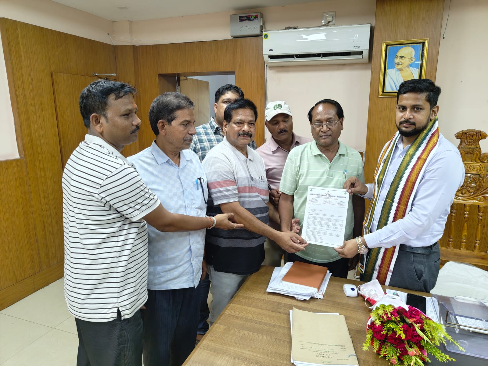 କେମିଷ୍ଟ୍ରି ଏବଂ ଡ୍ର଼ଗିଷ୍ଟ ଆସୋସିଏସନ୍ ପକ୍ଷରୁ ସ୍ମାରକୀ ପତ୍ର ଆସନ୍ତା ୨୦ରେ ମେଡ଼ିସିନ୍ ଦୋକାନ ବନ୍ଦ