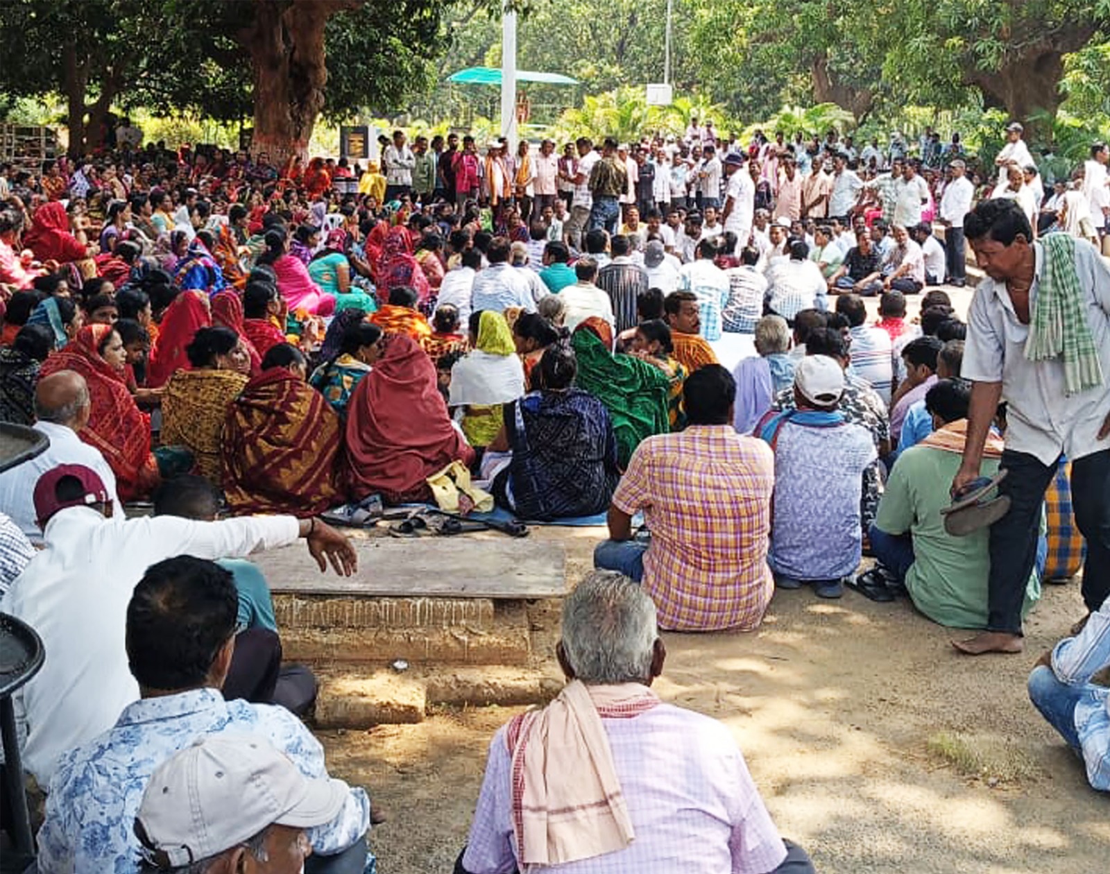 କଳମଛୁଇଁ ଗ୍ରାମବାସୀଙ୍କ ପକ୍ଷରୁ ଗଣଧାରଣା