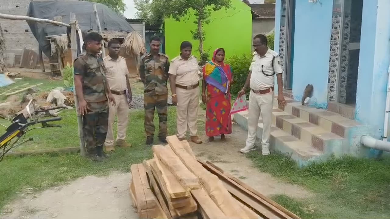 ବନ୍ତଳା ରେଞ୍ଜର କଞ୍ଜା ସେକ୍ସନ ଅନ୍ତର୍ଗତ ମହିଧରପୁର ବିଟ୍ର ସେରେନାବେଡା ଗ୍ରାମରେ ନିୟମିତ ପାଟ୍ରୋଲିଂ ସମୟରେ ଶାଗୁଆନ କାଠ ଜବତ