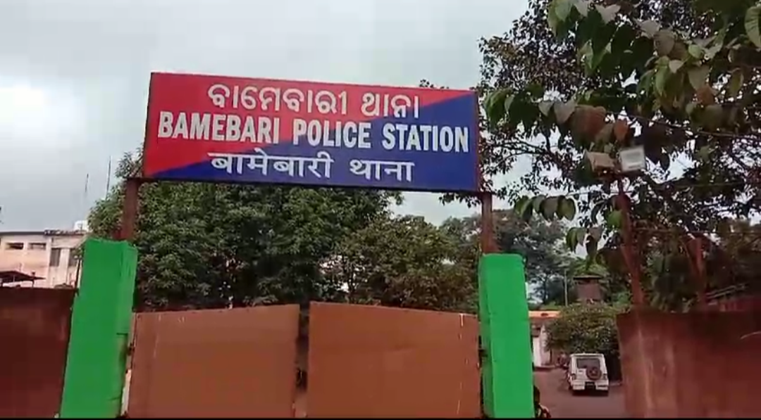 ଲୁହାପଥର ବୋଝେଇ ଟ୍ରକ, ଲୋଡର୍ ମେସିନ ଜବତ,କିନ୍ତୁ ଖଣିମାଫିଆ ଫେରାର୍