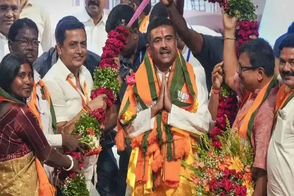 ପଶ୍ଚିମବଙ୍ଗ ମୁଖ୍ୟମନ୍ତ୍ରୀ ଭାବେ ଶପଥ ନେଲେ ଶୁଭେନ୍ଦୁ ଅଧିକାରୀ