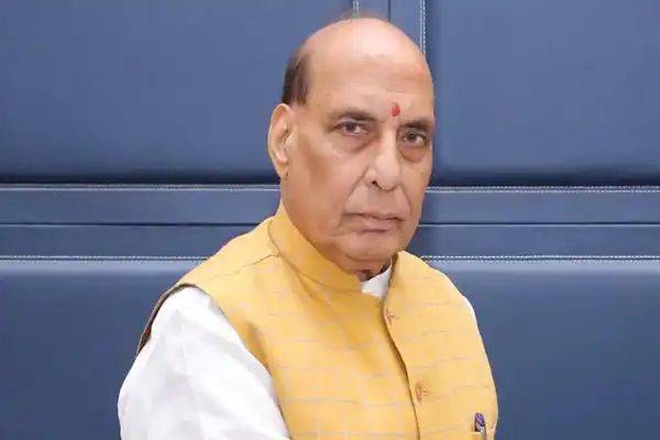 ପେଟ୍ରୋଲିୟମ ଉତ୍ପାଦ ଅଭାବ ନାହିଁ: ରାଜନାଥ