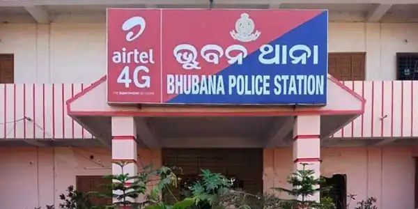 ଭୁବନ ଥାନା ଆଇ ଆଇ ସି ଙ୍କୁ ବାଲି ମାଫିଆଙ୍କ ଆକ୍ରମଣ