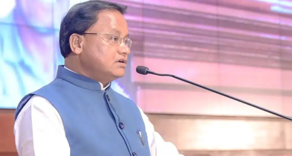 ପେଟ୍ରୋଲ ଓ ଡିଜେଲ ଖର୍ଚ୍ଚ କାଟ ନେଇ ନିର୍ଦ୍ଦେଶ ଜାରି କଲେ ମୁଖ୍ୟମନ୍ତ୍ରୀ
