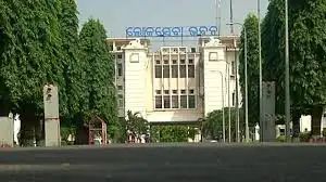 ପ୍ରଶାସନିକ ସ୍ତରରେ  ବଡ଼ ଧରଣର ଅଦଳବଦଳ