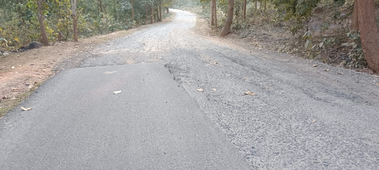 ବିଧାୟକ ଙ୍କ ନିଜସ୍ୱ ଗ୍ରାମ ରାସ୍ତା ୪ବର୍ଷ ହେଲା ନିର୍ମାଣ ସରୁନି : ବିଭାଗ କୁମ୍ଭ କର୍ଣ୍ଣ ନିଦ୍ରାରେ