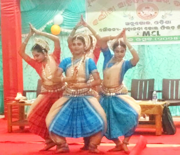 ବର୍ଣ୍ଣାଳୀ ସାହିତ୍ୟ ସଂସଦର ୫ମ ବାର୍ଷିକ ଉତ୍ସବ