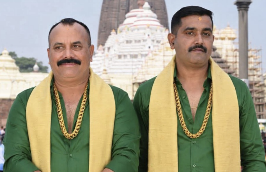 ବିଧାୟକଙ୍କୁ ସମ୍ବର୍ଦ୍ଧନା ଜଣାଇ ଦୁଇ ବିଜେଡି ନେତା ଟୁନା ଦାସ ଓ ପ୍ରମୋଦ ସାହୁ ନିଲମ୍ବିତ