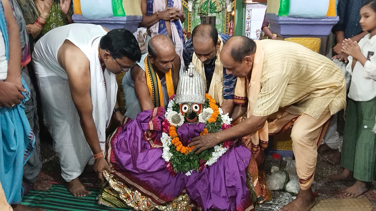 ଦଧିବାମନ ମହାପ୍ରଭୁ ଙ୍କ ସ୍ନାନଯାତ୍ରା ସମ୍ପୂର୍ଣ୍ଣ