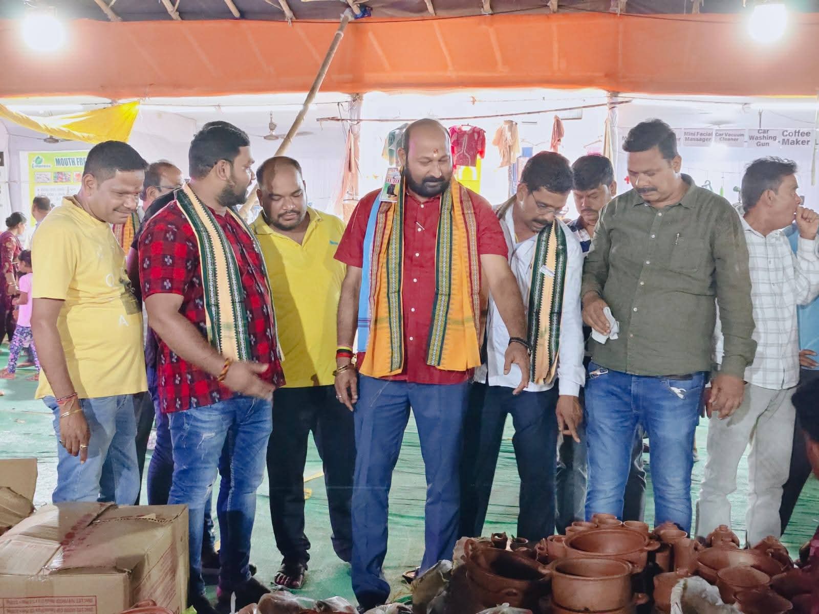 ସାଉଥ୍ ବଲଣ୍ଡାରେ ଭବ୍ୟ ବାଣିଜ୍ୟ ମେଳା ଉଦ୍ଘାଟିତ, ଯୋଗଦେଲେ ବିଧାୟକ ବ୍ରଜକିଶୋର ପ୍ରଧାନ